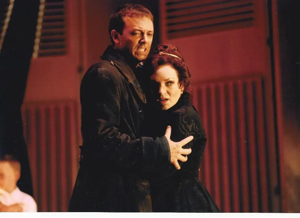 Dominique Labelle (Rodelina) and Robin Blaze (Bertardio) in the 2000 International Göttingen Handel Festival's Rodelinda.