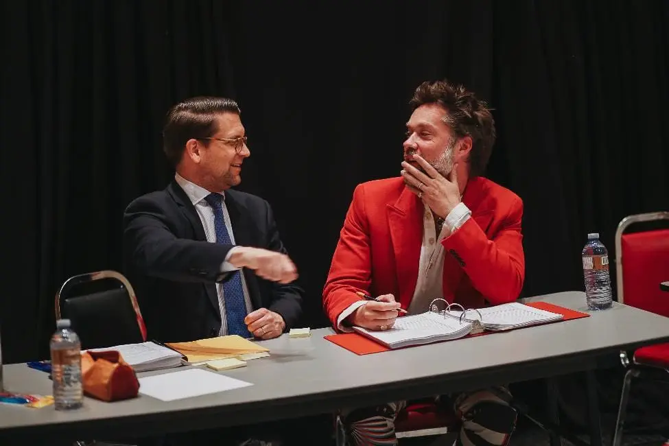 COC General Director Alexander Neef and composer Rufus Wainwright at an orchestra reading with the COC Orchestra, May 2018. Photo: COC staff