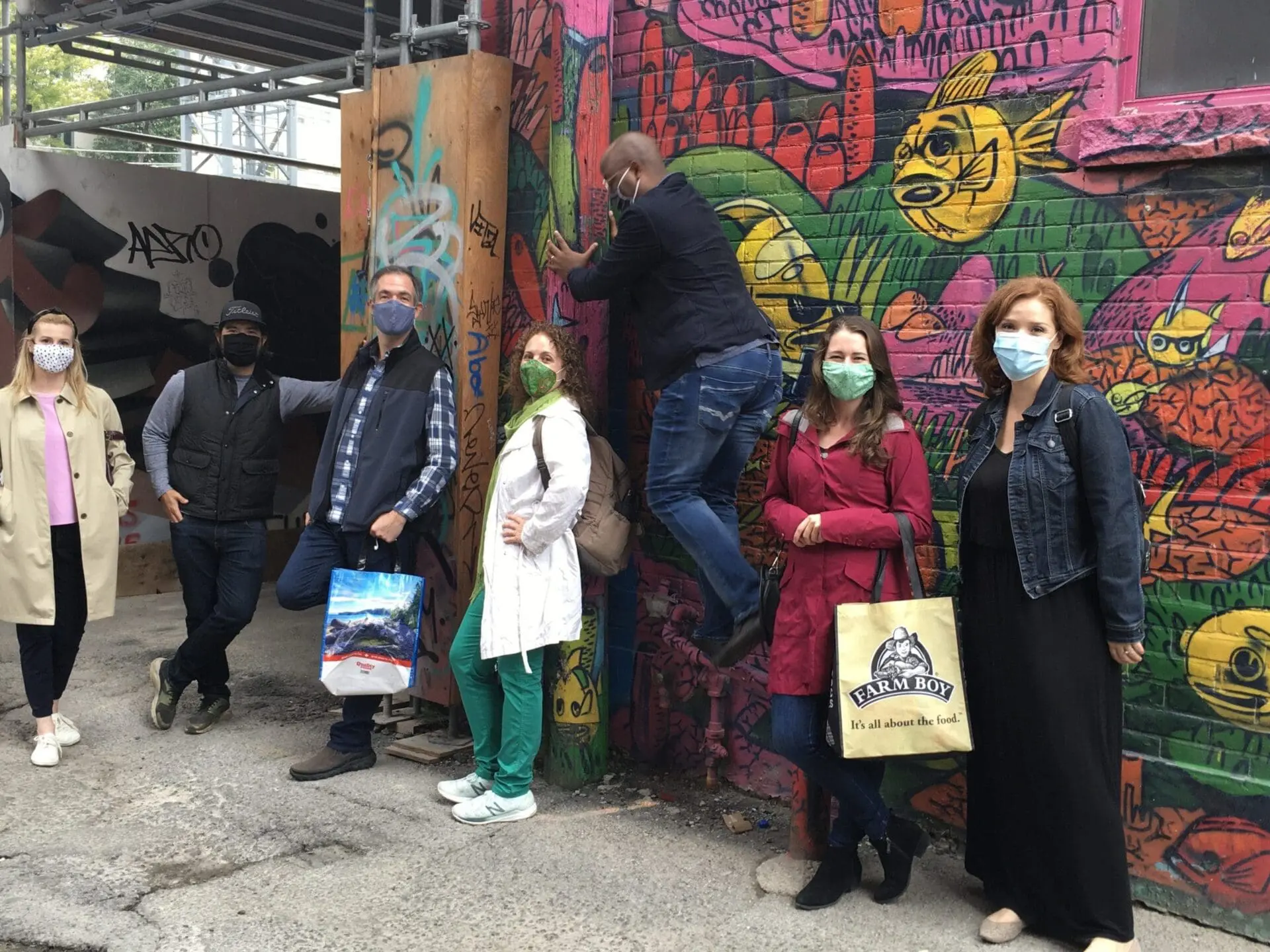 OperaBreaks: digital opera done differently