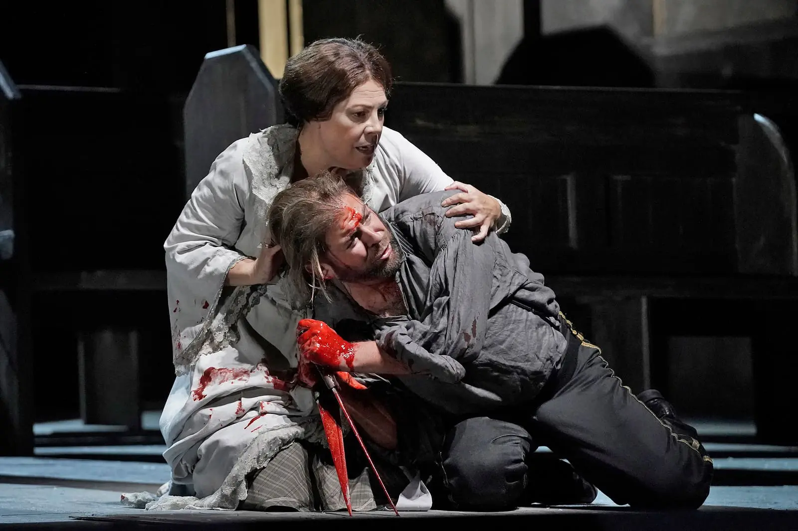 Sondra Radvanovsky as Lady Macbeth and Craig Colclough as Macbeth