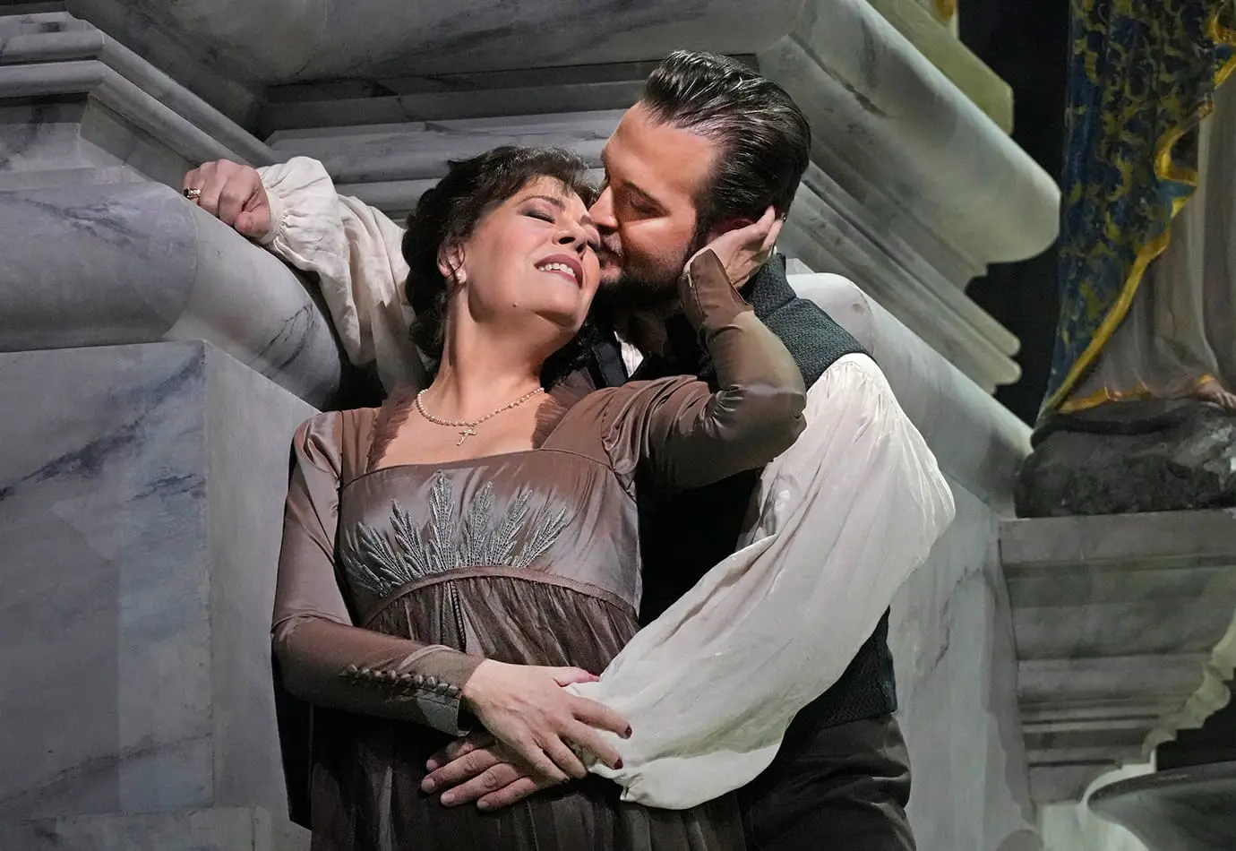 Sondra Radvanovsky ‘blossoms’ in the Met’s Tosca