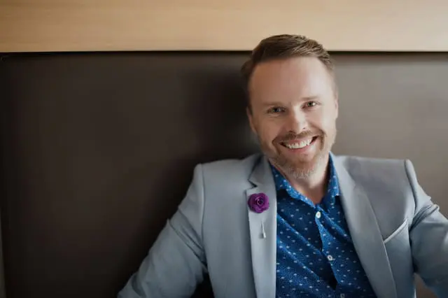 Artist of the Week 20 Qs for Colin Ainsworth