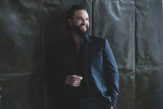 Matthew Cairns named one of the Top Ten Rising Stars of 2024 by OperaWire