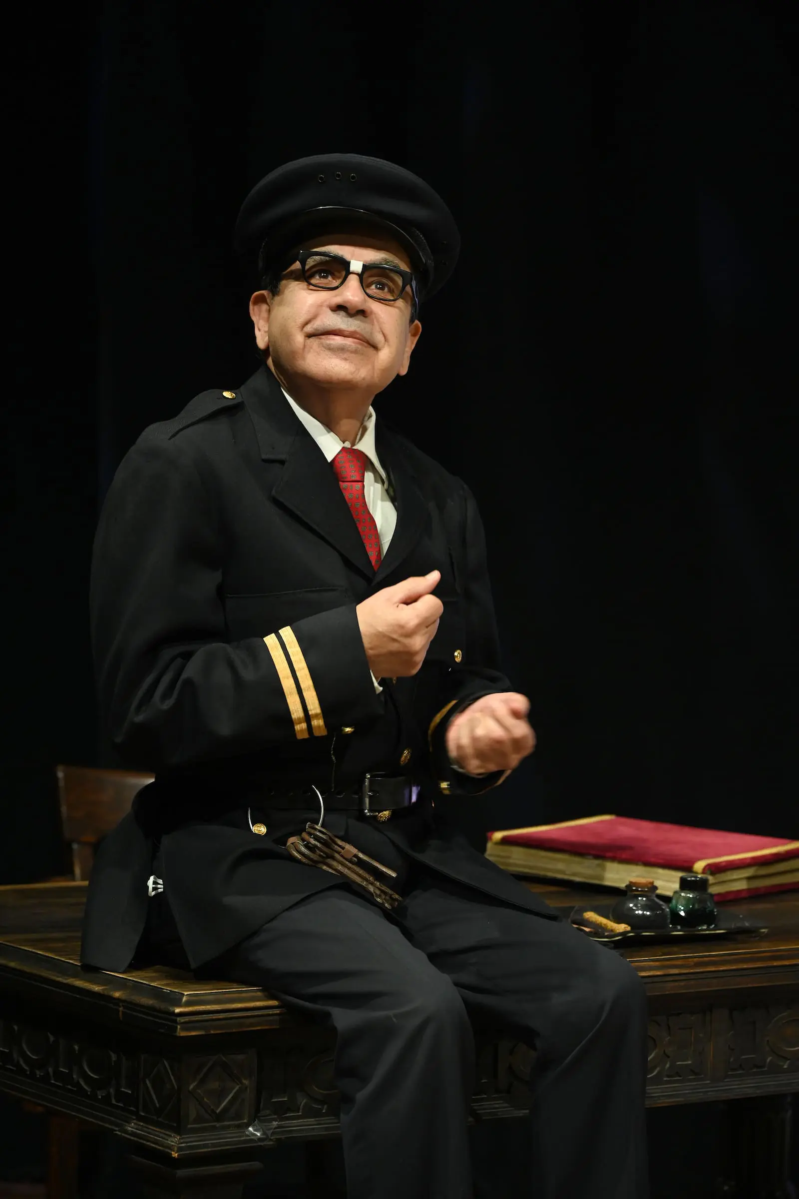 Frosch the Jailer in Strauss' Die Fldermaus Gary Beechey