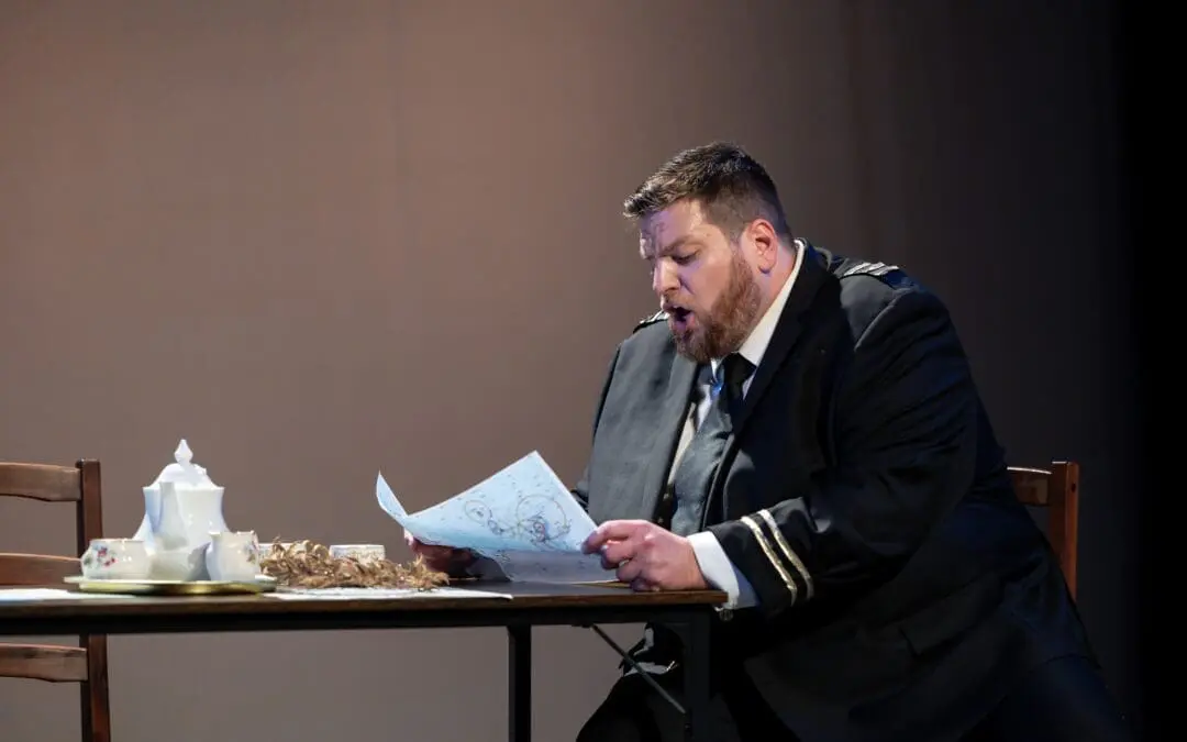 Grand River OperaIdomeneoStrong work from young, small company