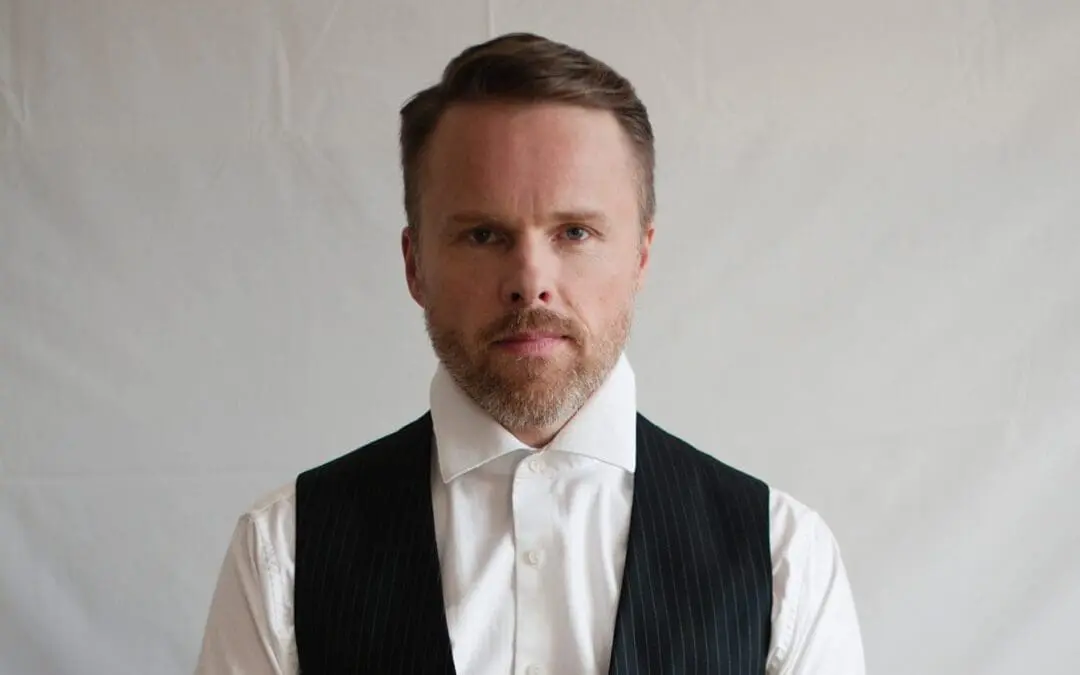 Artist of the Week 20 Qs for Colin Ainsworth