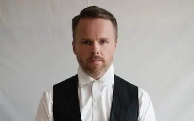 Artist of the Week 20 Qs for Colin Ainsworth