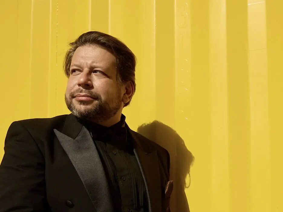 <sub>Artist of the Week</sub> 20 Qs for Alexander Hajek