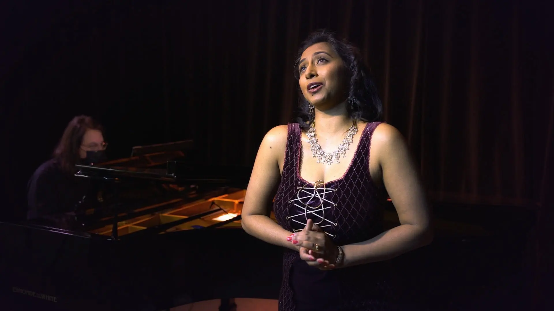 <sub>Chants Libres</sub><em> Akasha</em>“An atmosphere of earnest, enraptured spirituality”
