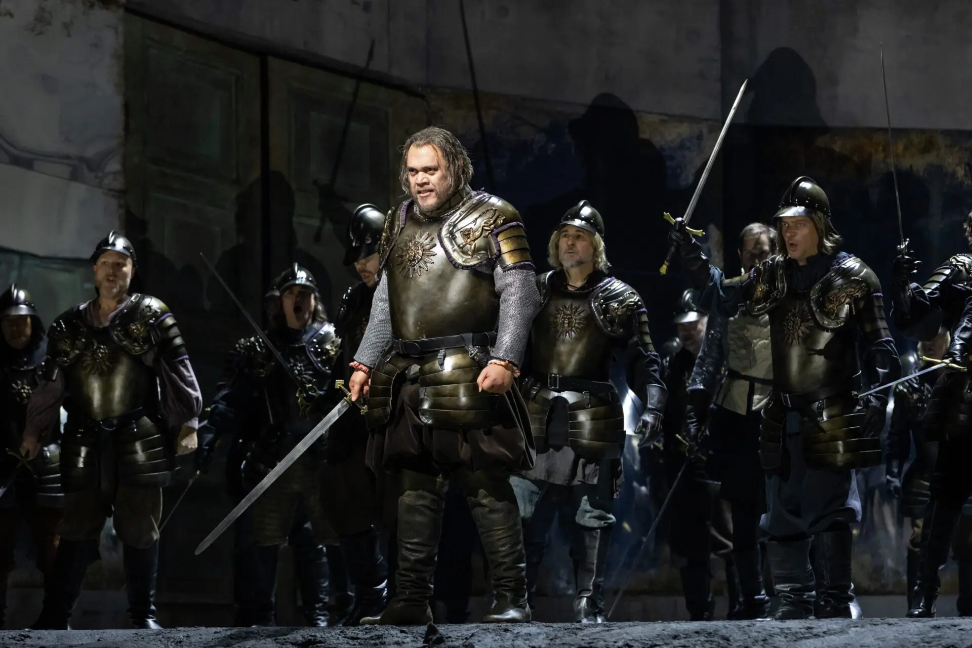 <sub>The Metropolitan Opera</sub><em> Macbeth</em>“Largely low-lying Macbeth”