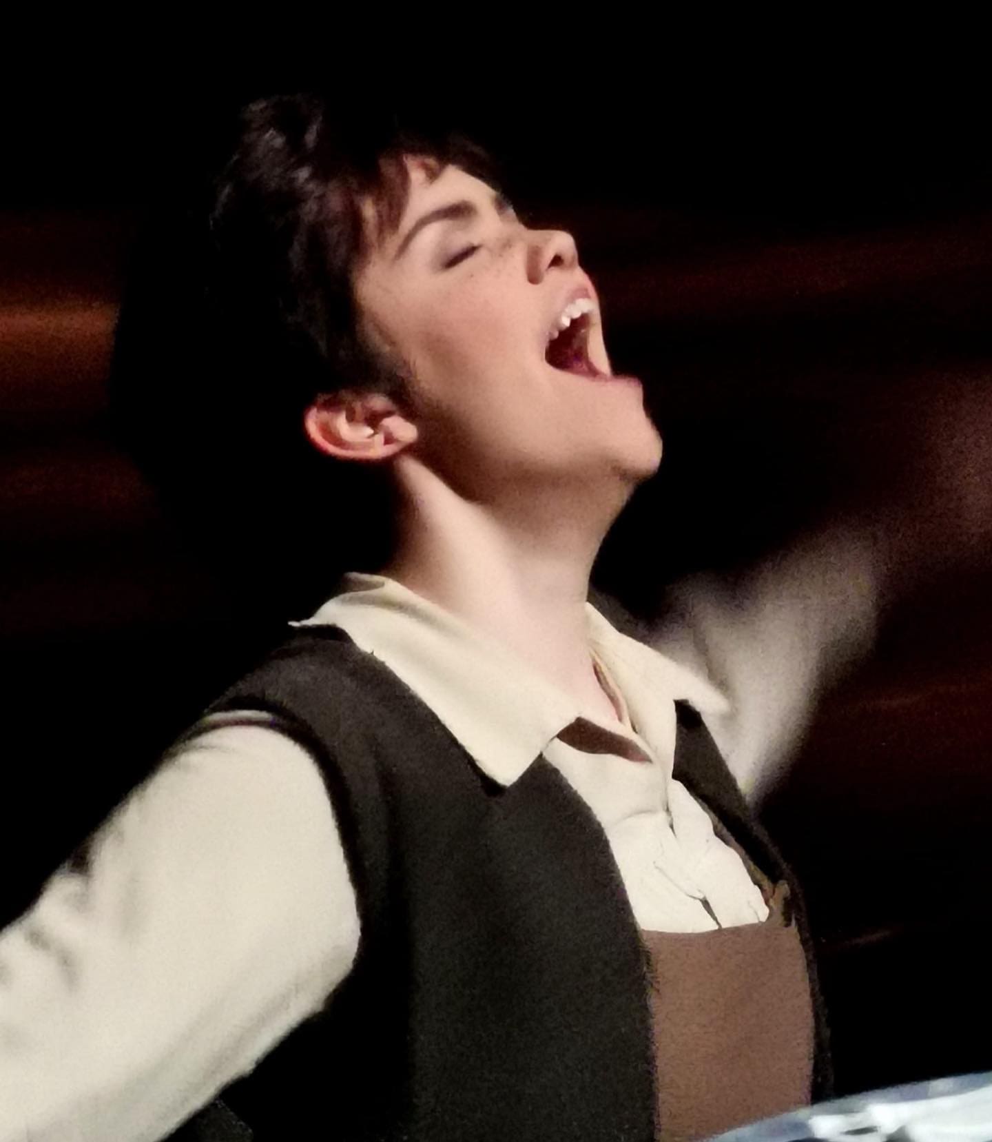 AD72885F-AE9B-4B7C-BD18-FF27CB25C8F5